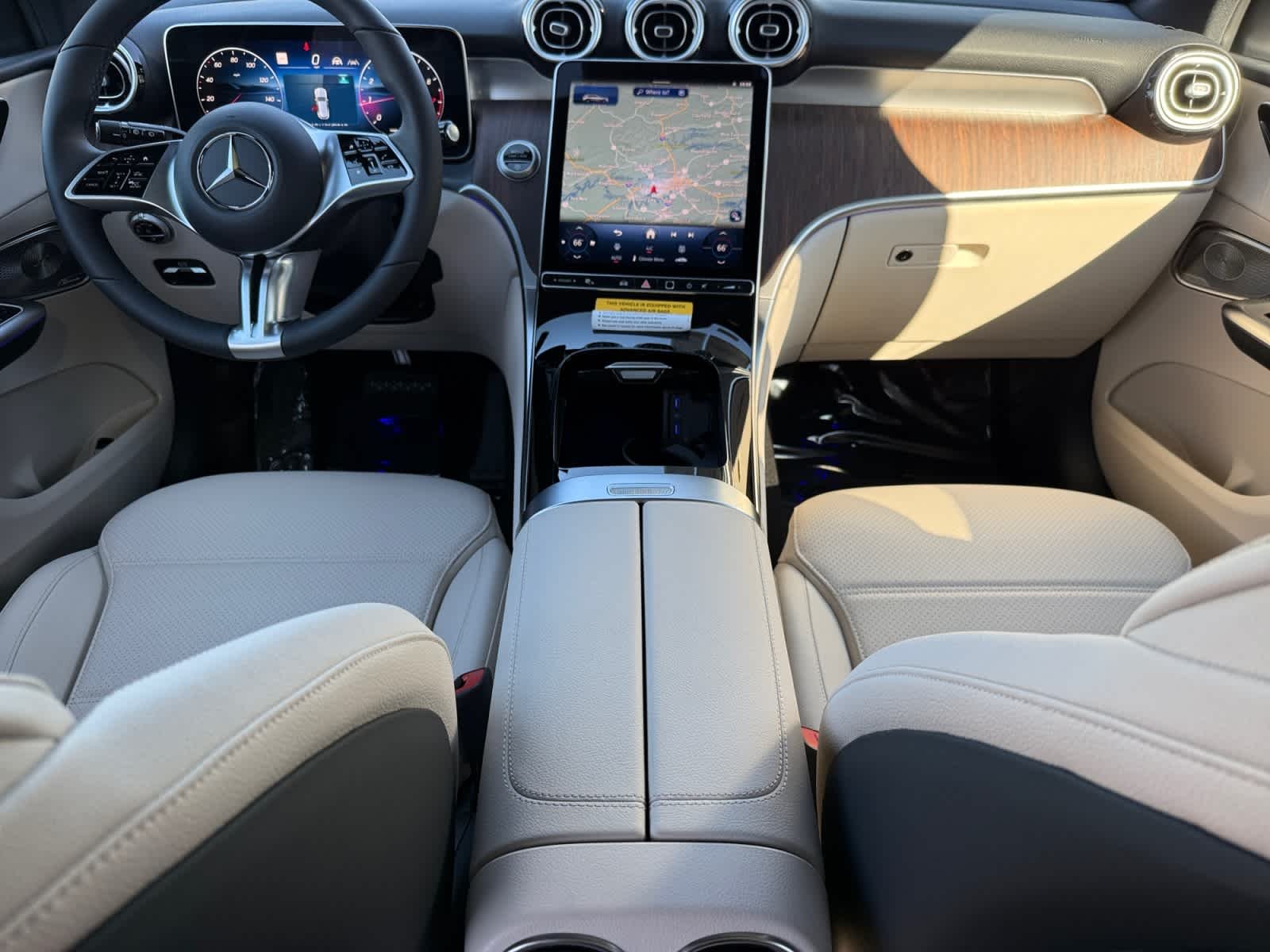 New 2027 Polar White Mercedes-Benz GLC 300 image 13