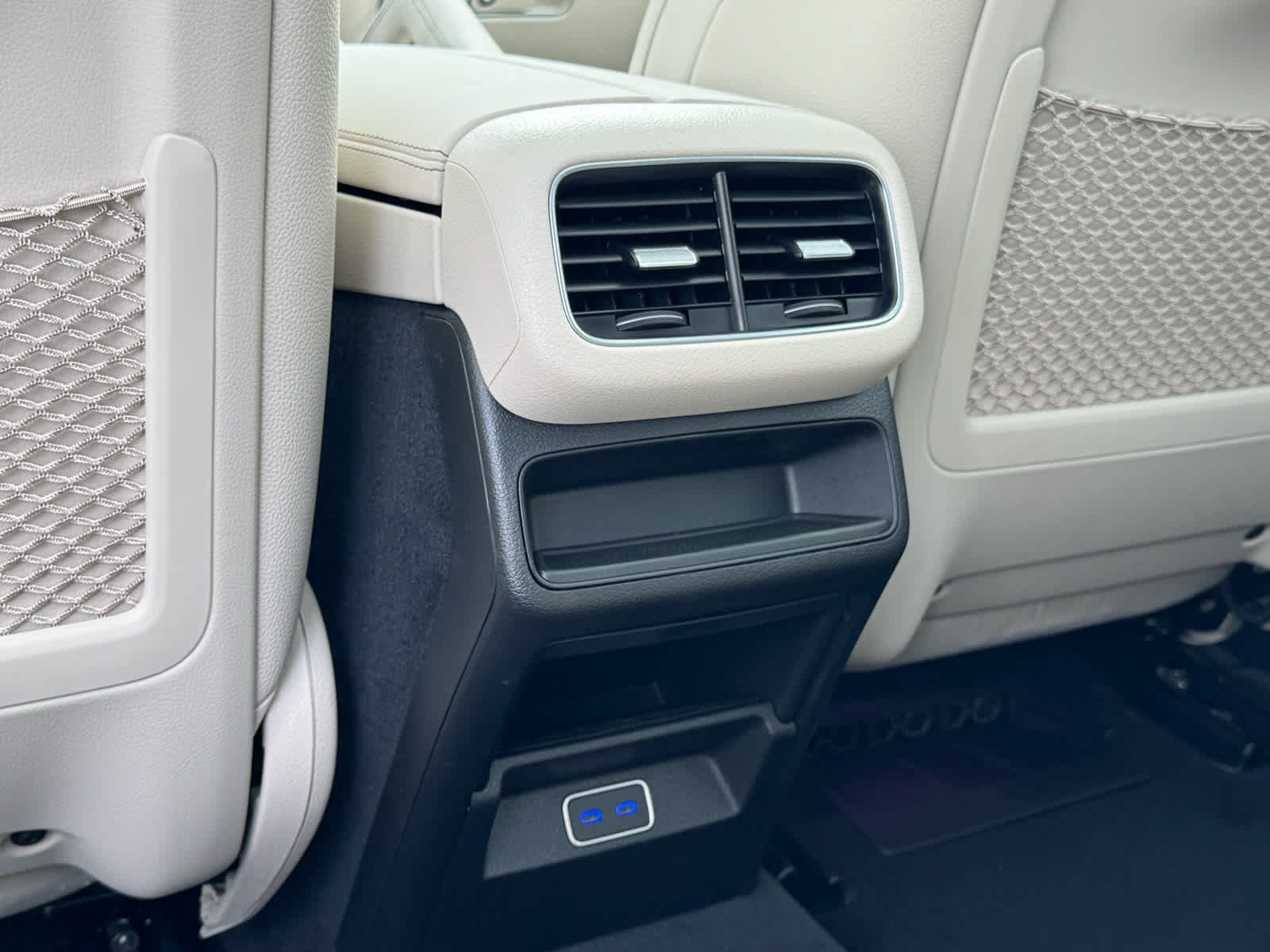 New 2026 Polar White Mercedes-Benz GLE 450 image 36