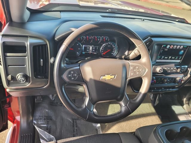 Used 2018 Red Chevrolet LT image 30