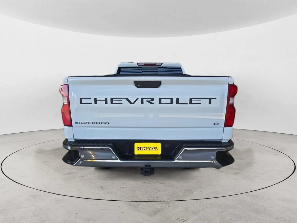 Used 2019 White Chevrolet LT image 6
