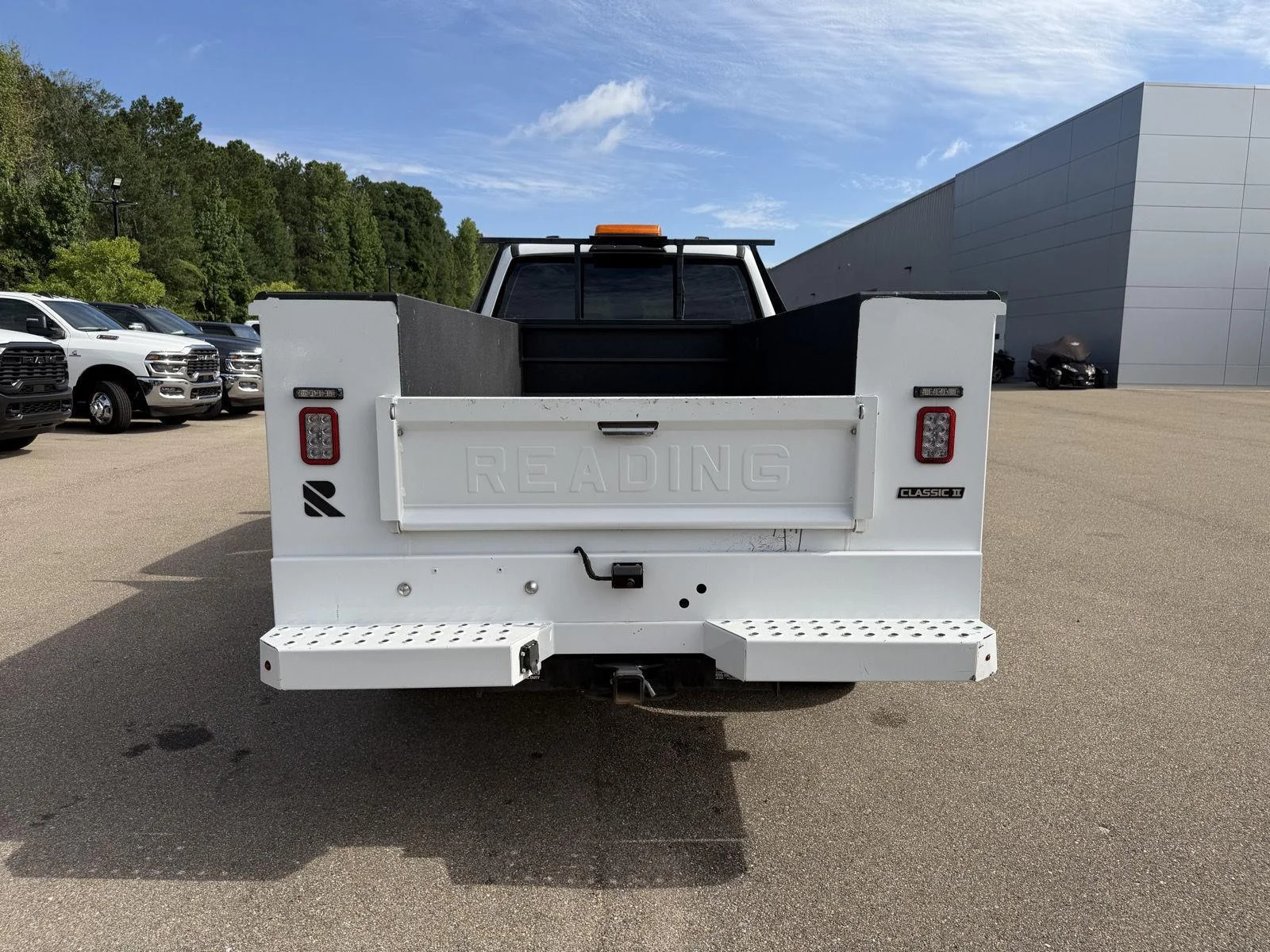 Used 2023 Oxford White Ford XL image 5