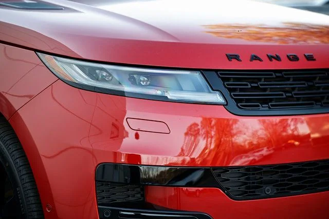 2025 Land Rover Range Rover Sport SE - Photo 11