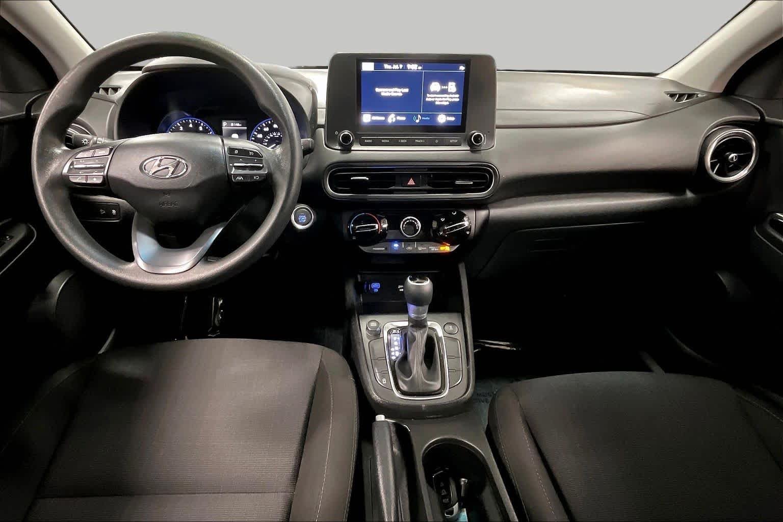 Used 2022 Cyber Silver w/Black Roof Hyundai SEL image 14