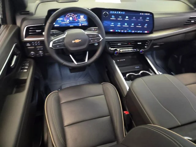 Used 2025 Gray Chevrolet Premier image 13