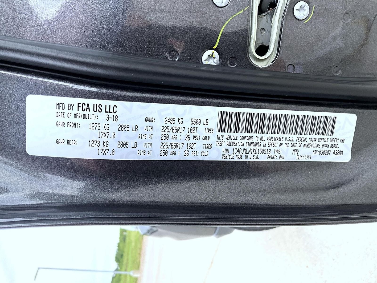 Used 2019 Gray Jeep Latitude Plus image 27