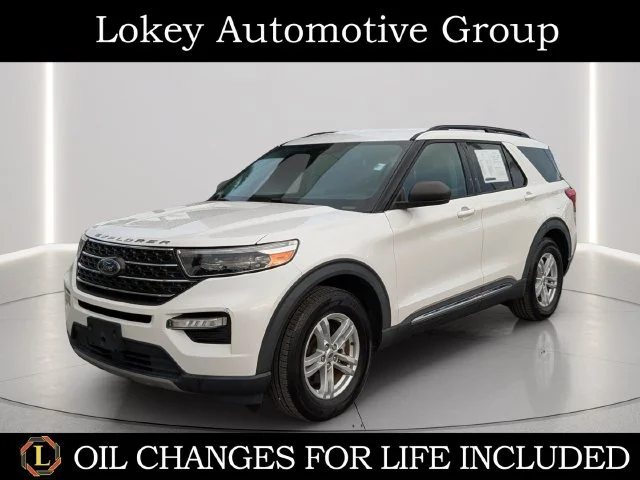 Used 2022 White Ford XLT image 1