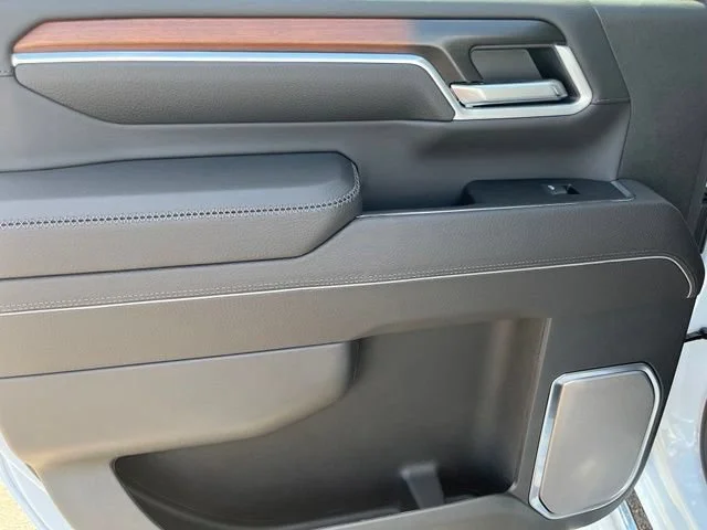 New 2026 Glacier White Tricoat GMC Denali DRW image 19
