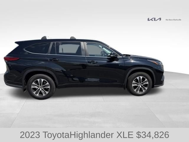 Used 2023 Midnight Black Metallic Toyota XLE image 9