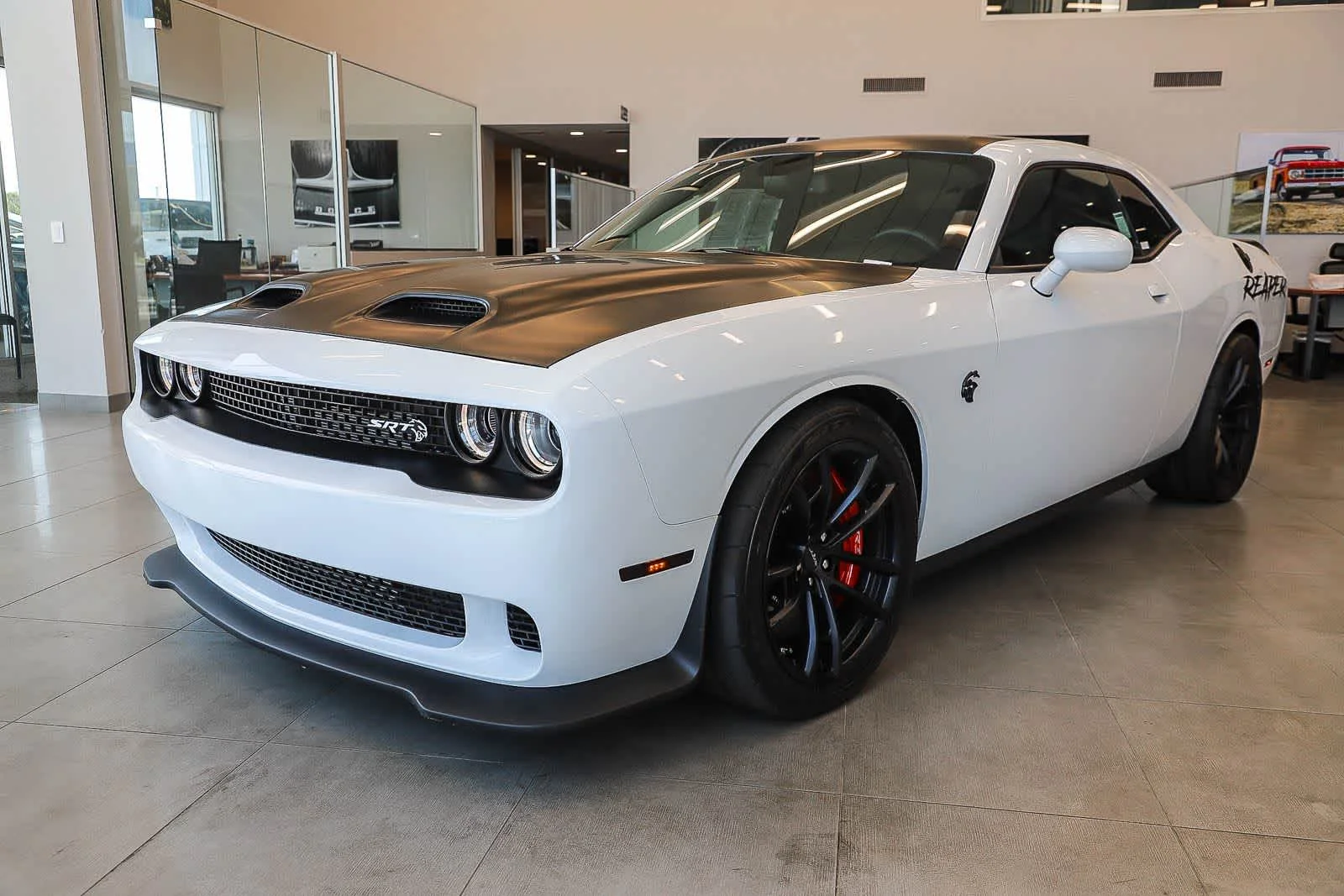 2023 Dodge Challenger SRT Hellcat Jailbreak Auto's photo
