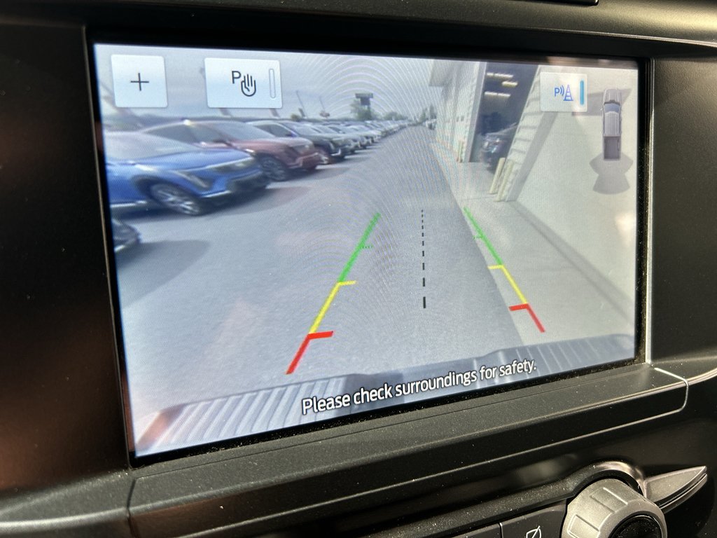 Used 2022 Silver Ford XLT image 20