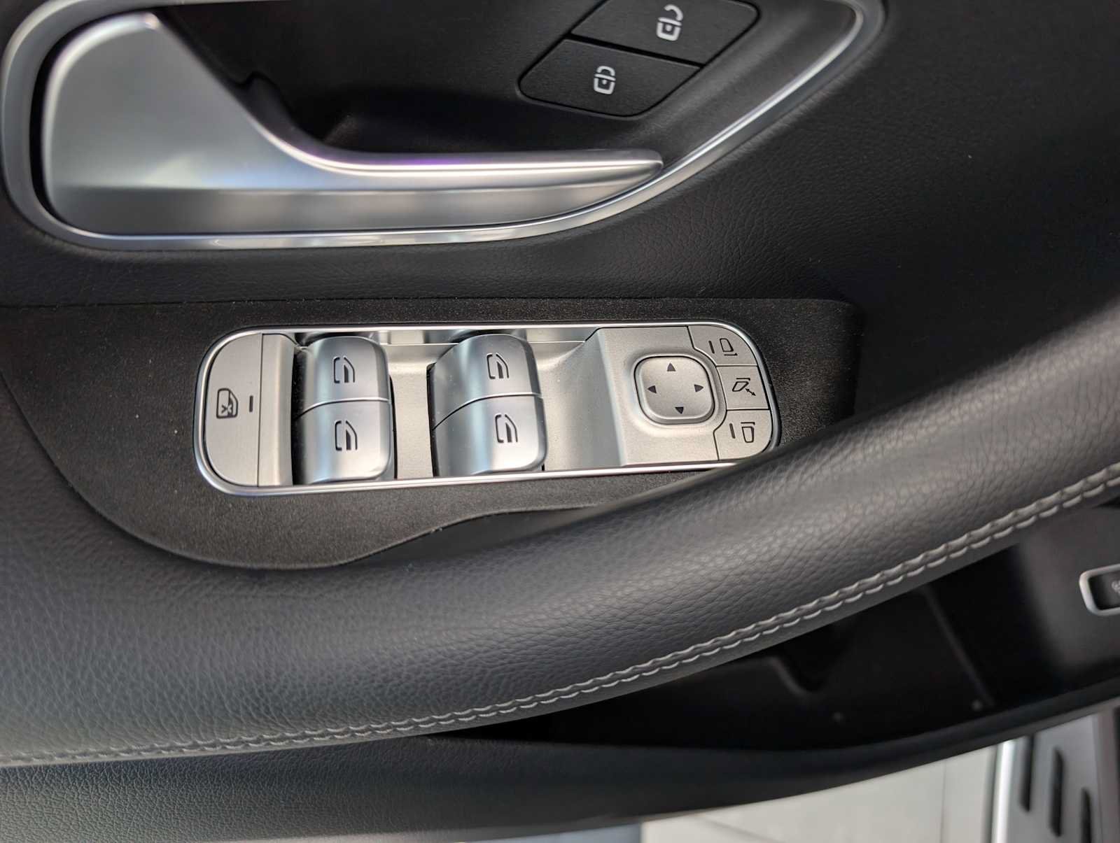 2026 Mercedes-Benz GLS Base - Photo 30