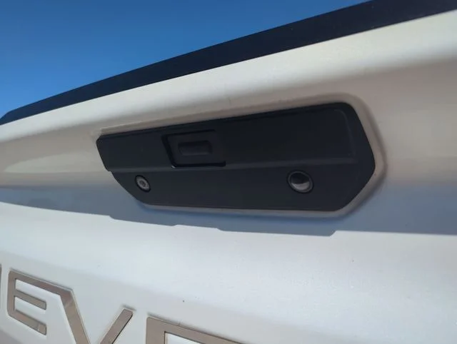 Used 2020 Beige Chevrolet High Country image 27