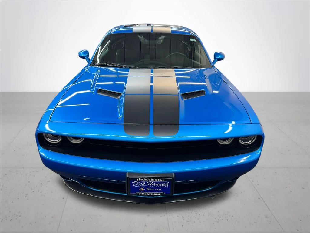Used 2023 Blue Dodge SXT image 11