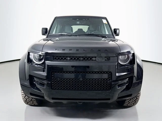 New 2026 Narvik Black Land Rover OCTA Black image 2