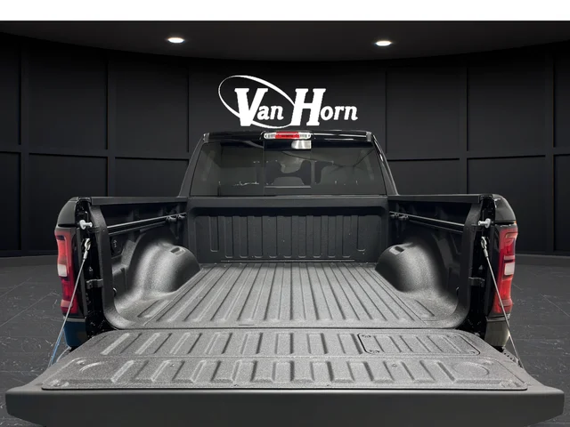 New 2026 Diamond Black Crystal Pearl-Coat Exterior Paint RAM Laramie image 38