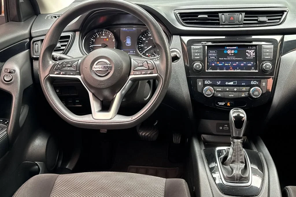 2020 Nissan Rogue Sport SV - Photo 14