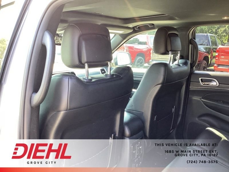Used 2020 Silver Jeep Limited image 16