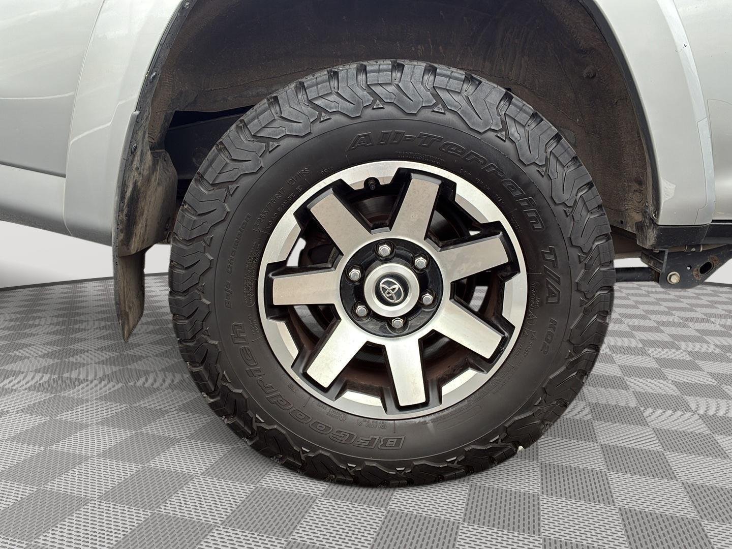 Used 2019 Classic Silver Metallic Toyota TRD Off-Road Premium image 12