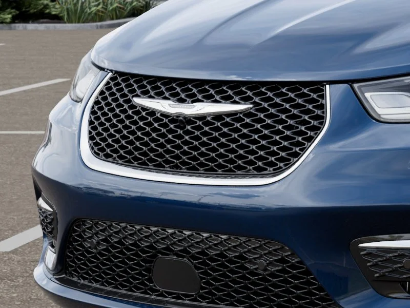 2025 Chrysler Pacifica Select - Photo 35