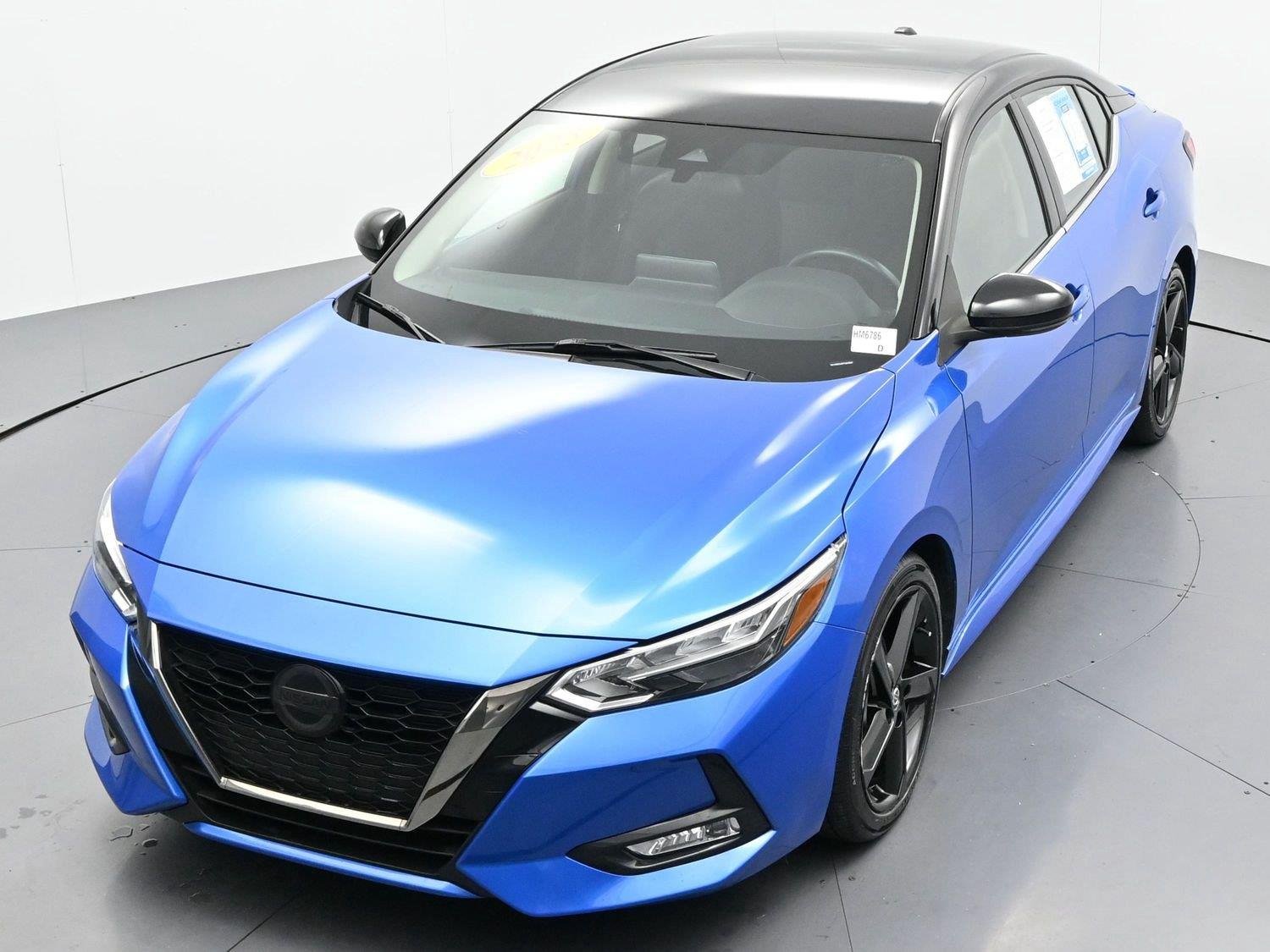 Used 2023 Electric Blue Metallic/Super Black Nissan SR image 31