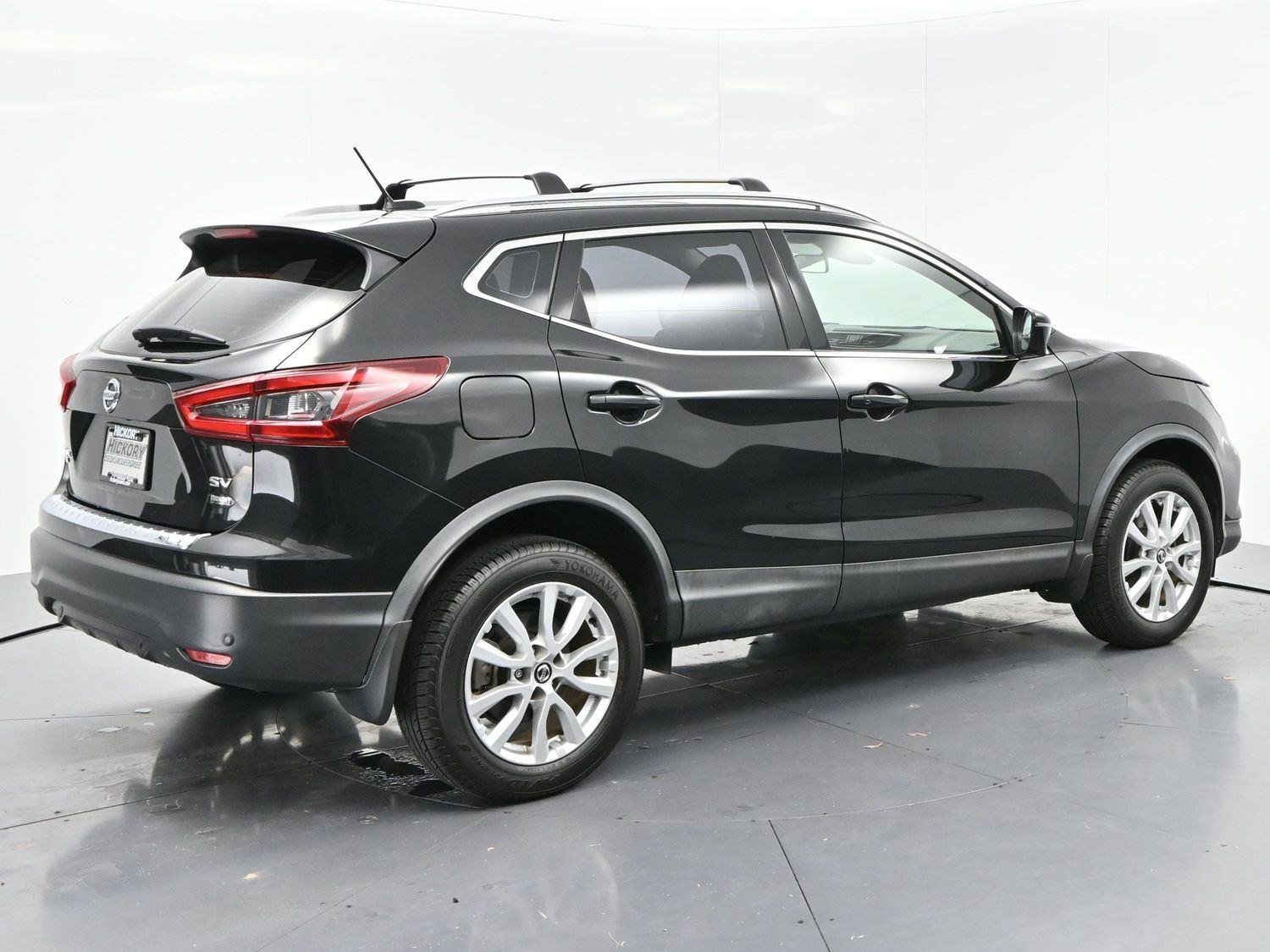 Used 2020 Magnetic Black Pearl Nissan SV image 7