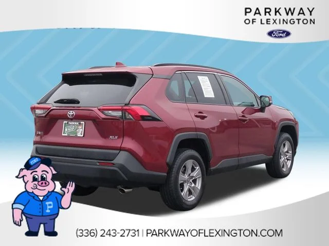 Used 2022 Red Toyota XLE image 5