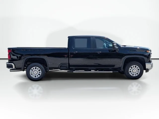 New 2026 Black Chevrolet LT image 4