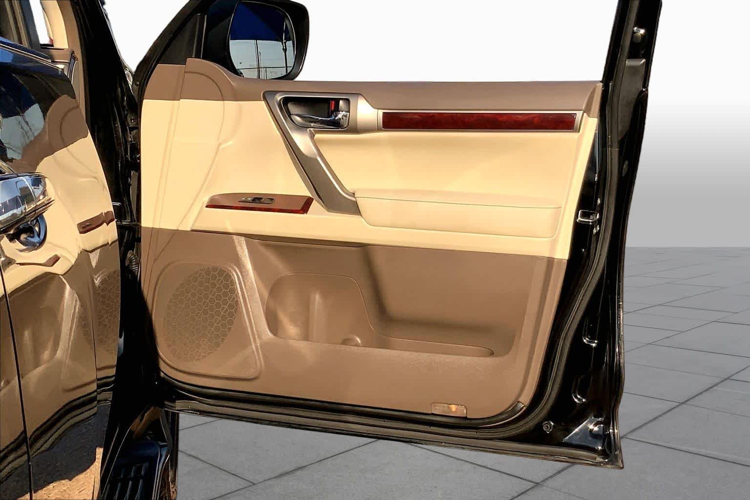 Used 2011 Black Onyx Lexus  image 22