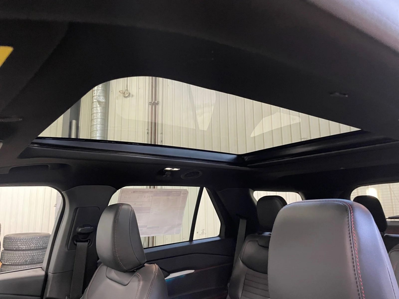 New 2026 Star White Metallic Tri-Coat Ford ST-Line image 20