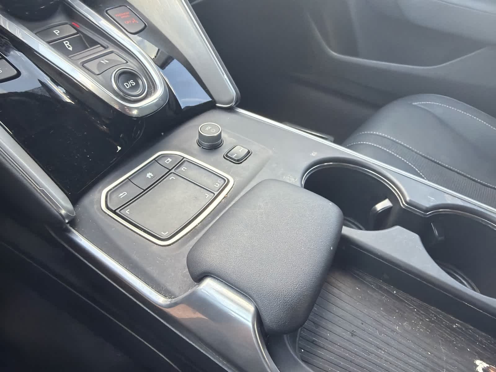Used 2023 Majestic Black Pearl Acura w/Technology Package image 16