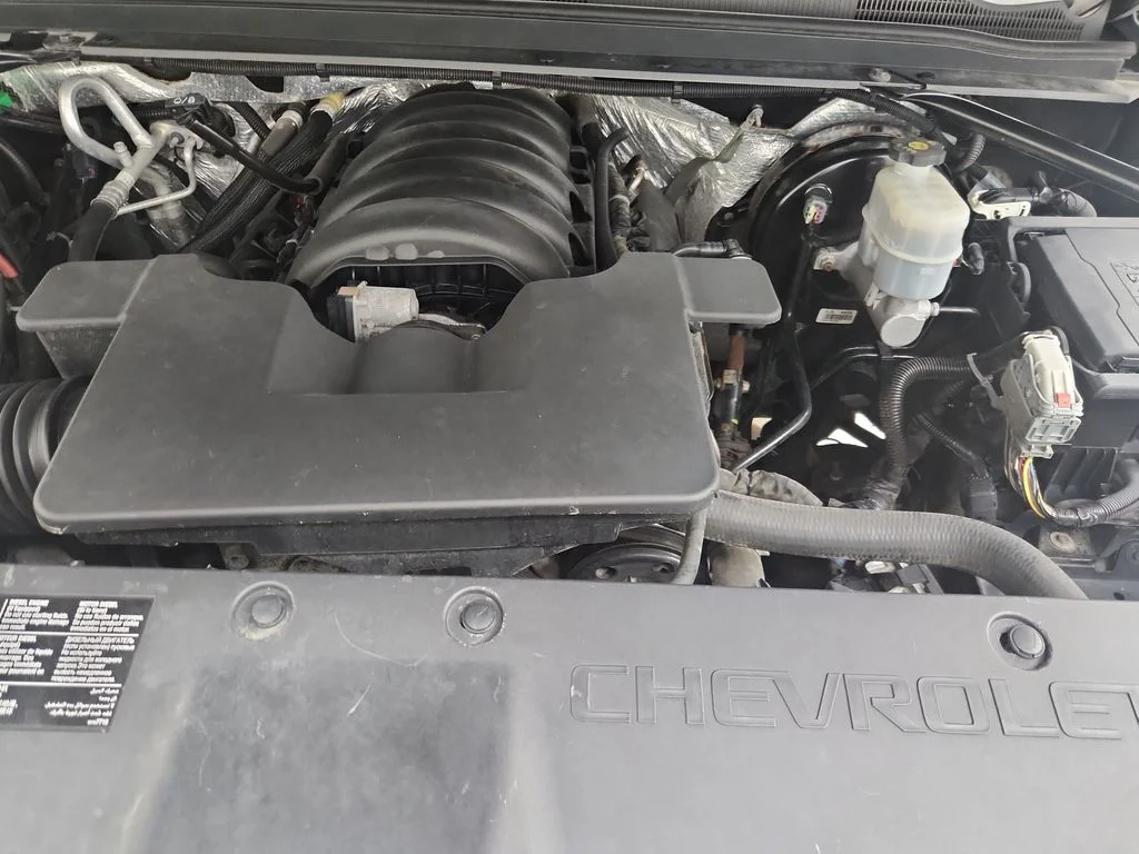 Used 2017 Gray Chevrolet LT image 21