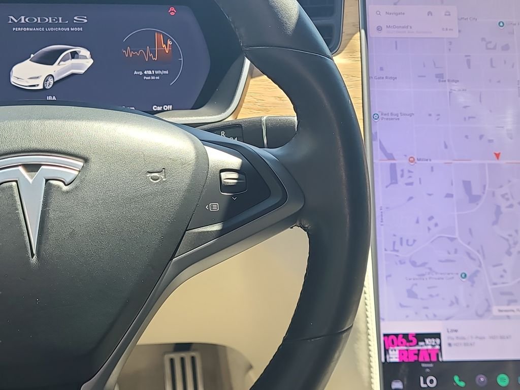 Used 2019  Tesla Performance image 20