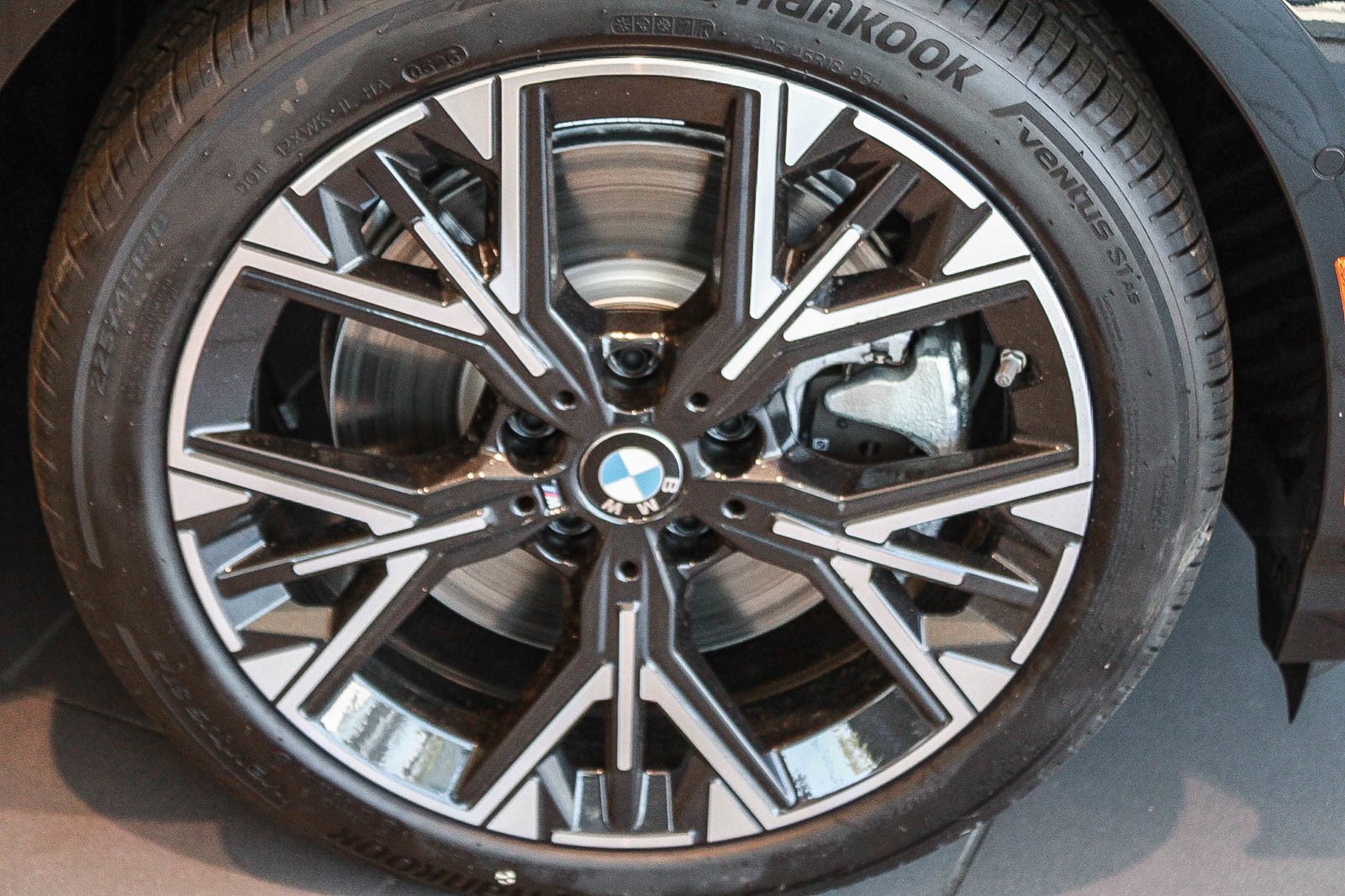 New 2026 Black Sapphire Metallic BMW 228 image 7