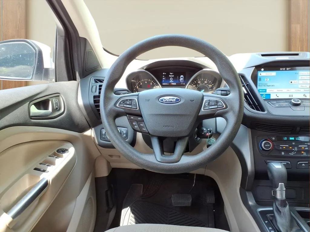 Used 2017 White Ford SE image 22