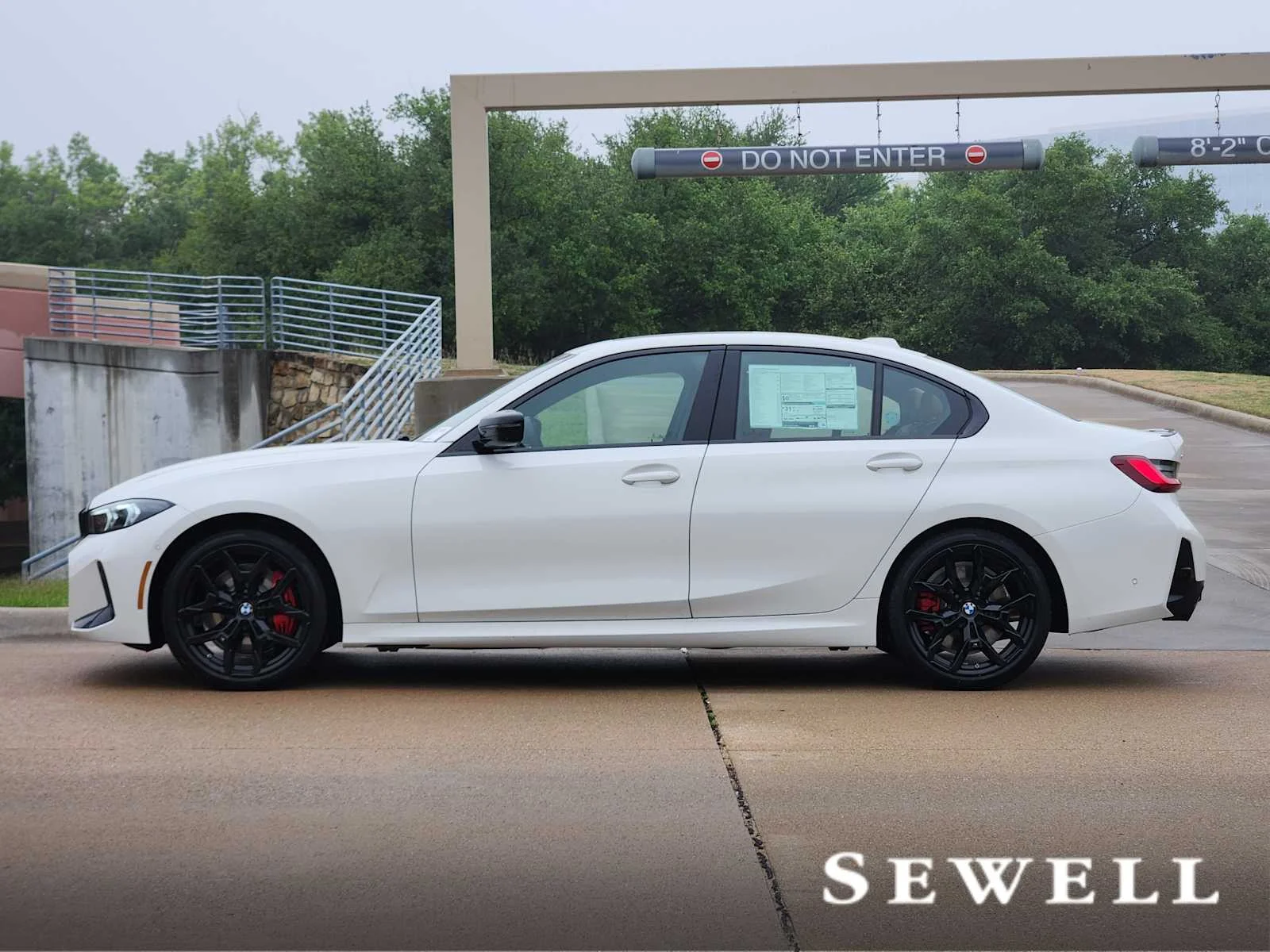 New 2026 Alpine White BMW 330i NA image 2