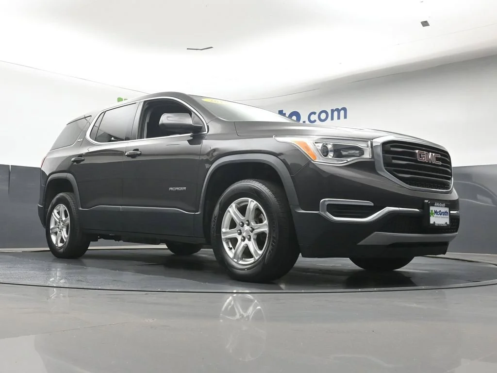 Used 2017 Silver GMC SLE-1 image 26