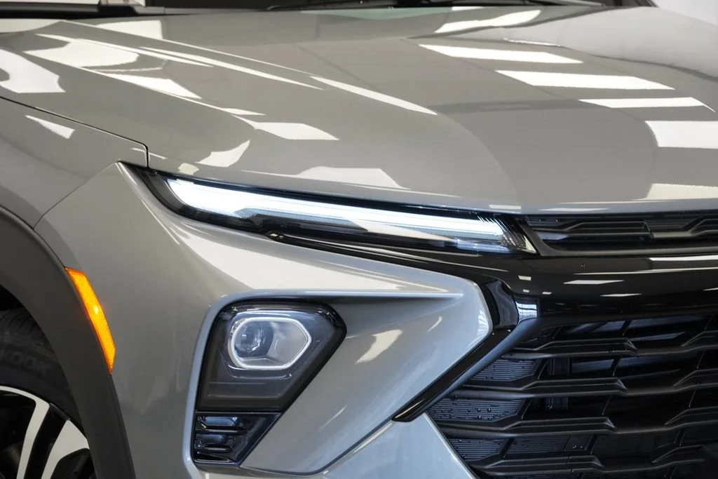 New 2026 Sterling Gray Metallic Chevrolet LT image 30