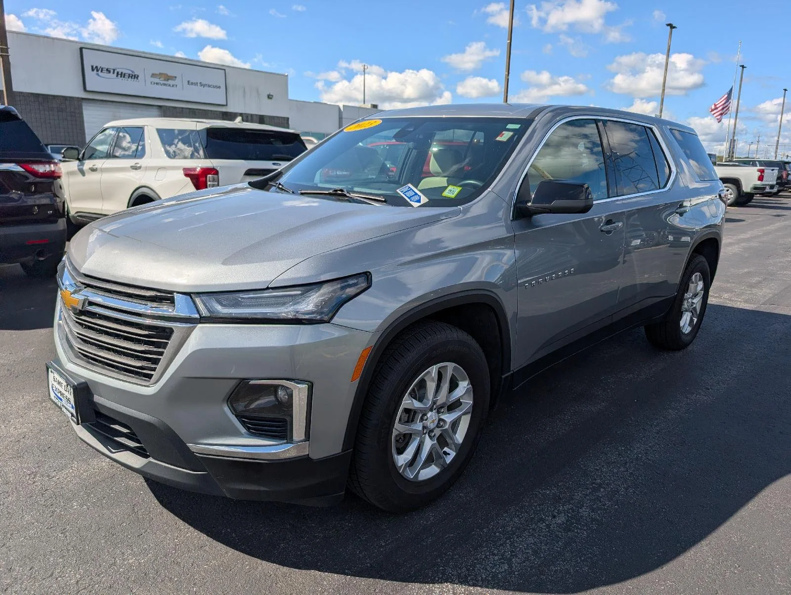 Used 2023 STERLING GRAY METALLIC Chevrolet LS image 4