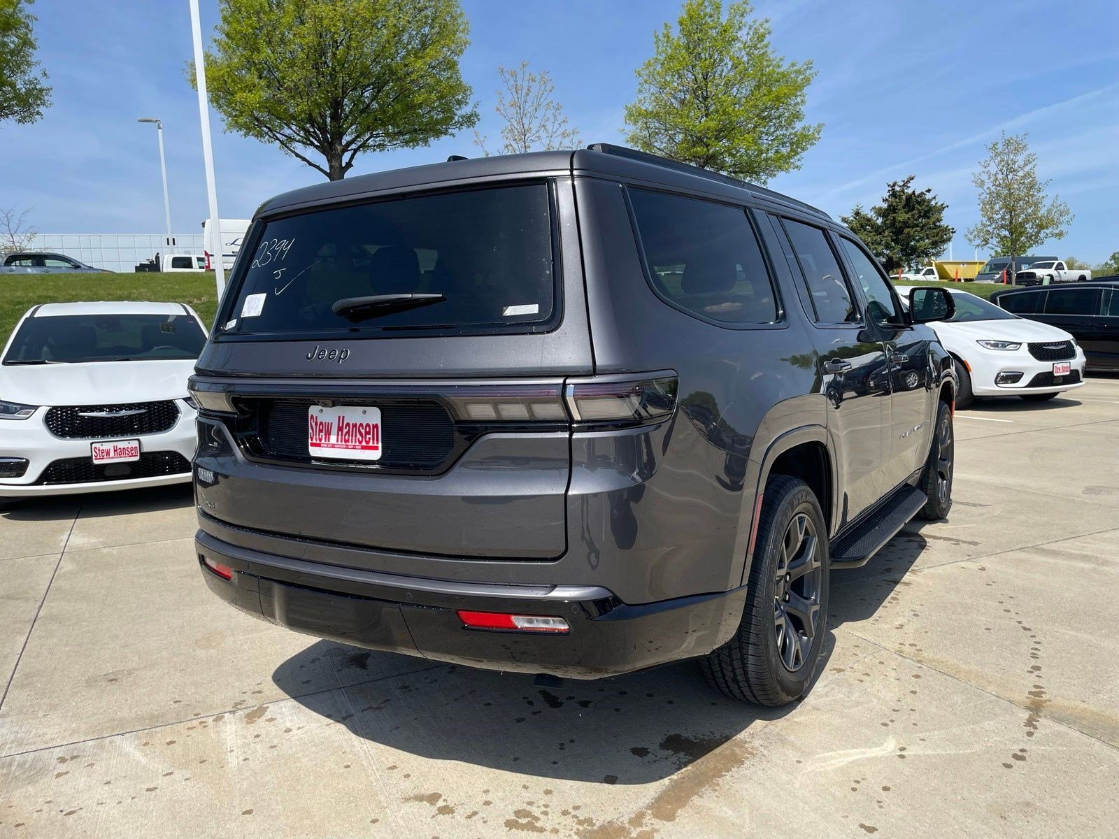 New 2026 Baltic Gray Metallic Clearcoat Jeep Limited Altitude image 4