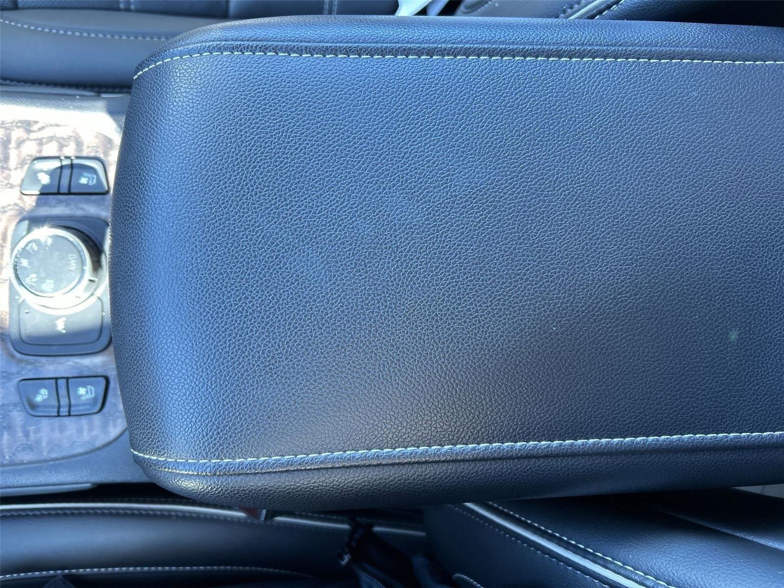 2021 GMC Acadia Denali - Photo 20