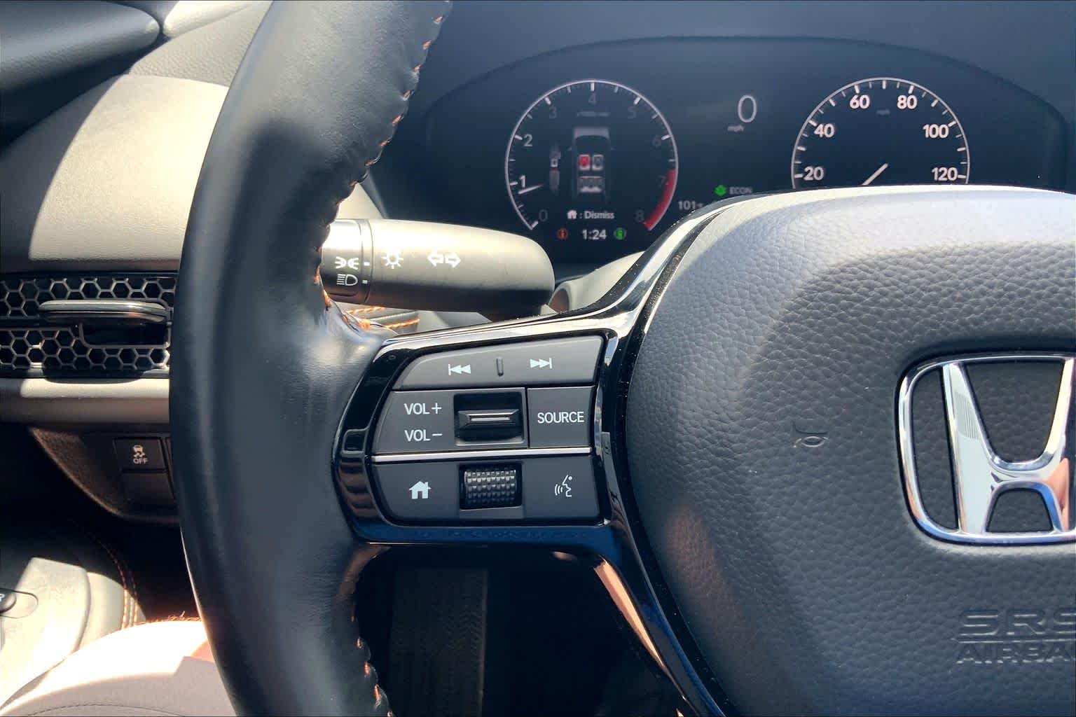 Used 2025 Platinum White Pearl Honda Sport image 23