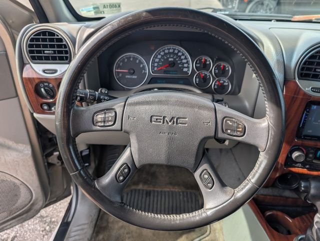 Used 2002 Gray GMC SLT image 11