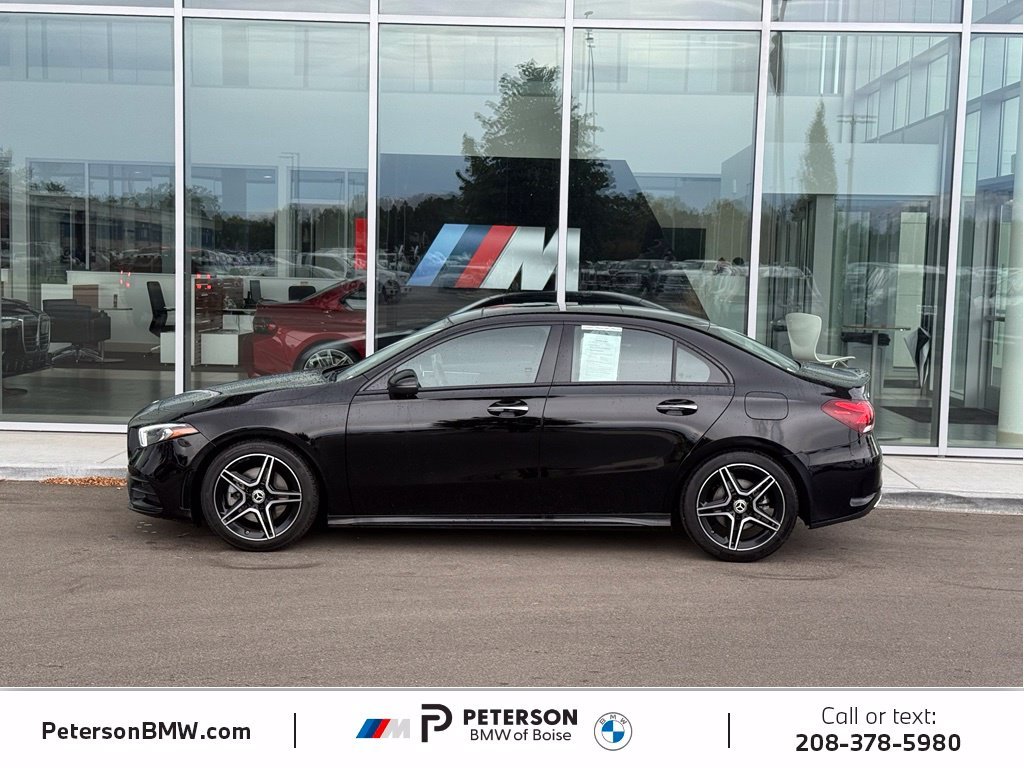 Used 2022  Mercedes-Benz A 220 image 2