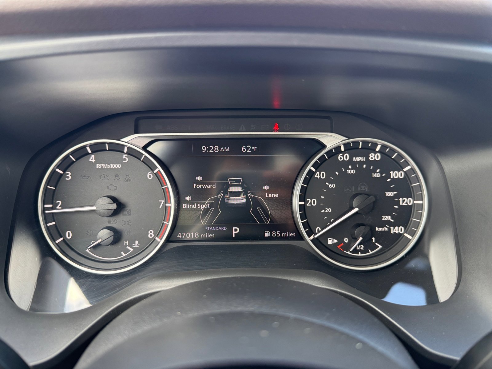 Used 2023 Champagne Silver Nissan SL image 11