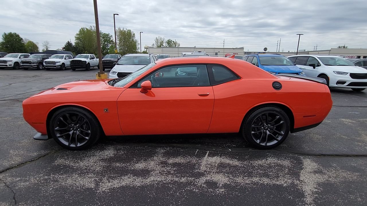 Used 2023 Go Mango Dodge R/T Scat Pack image 5