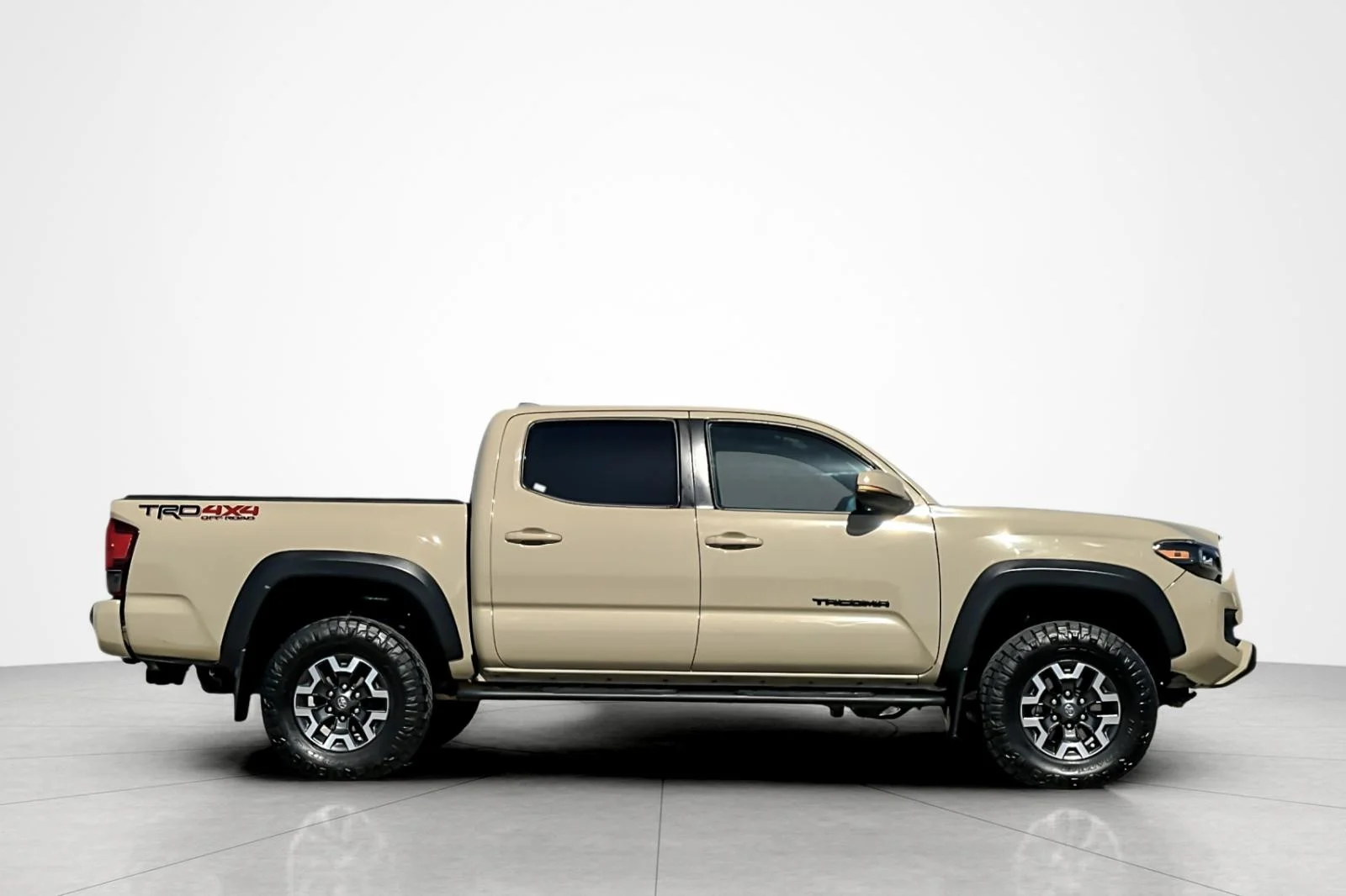 Certified Used 2019 Quicksand Toyota TRD Off Road image 6
