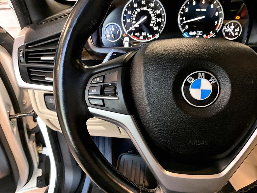 Used 2018 White BMW xDrive35i image 24