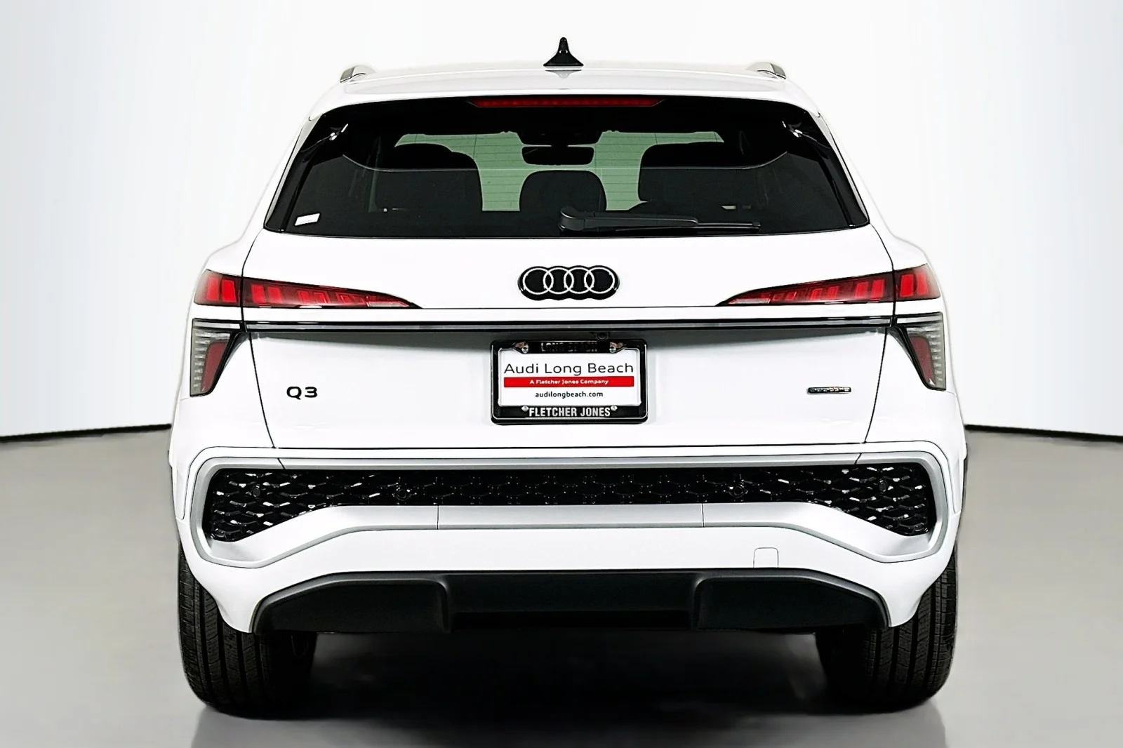 New 2026 Arkona White Audi S line image 3