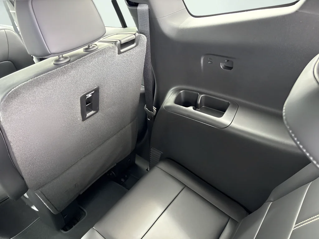 2026 GMC Acadia Elevation - Photo 10