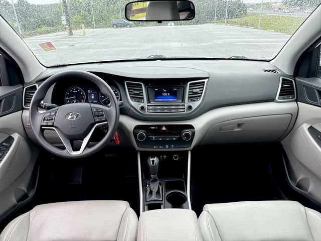 Used 2017 White Hyundai SE image 20